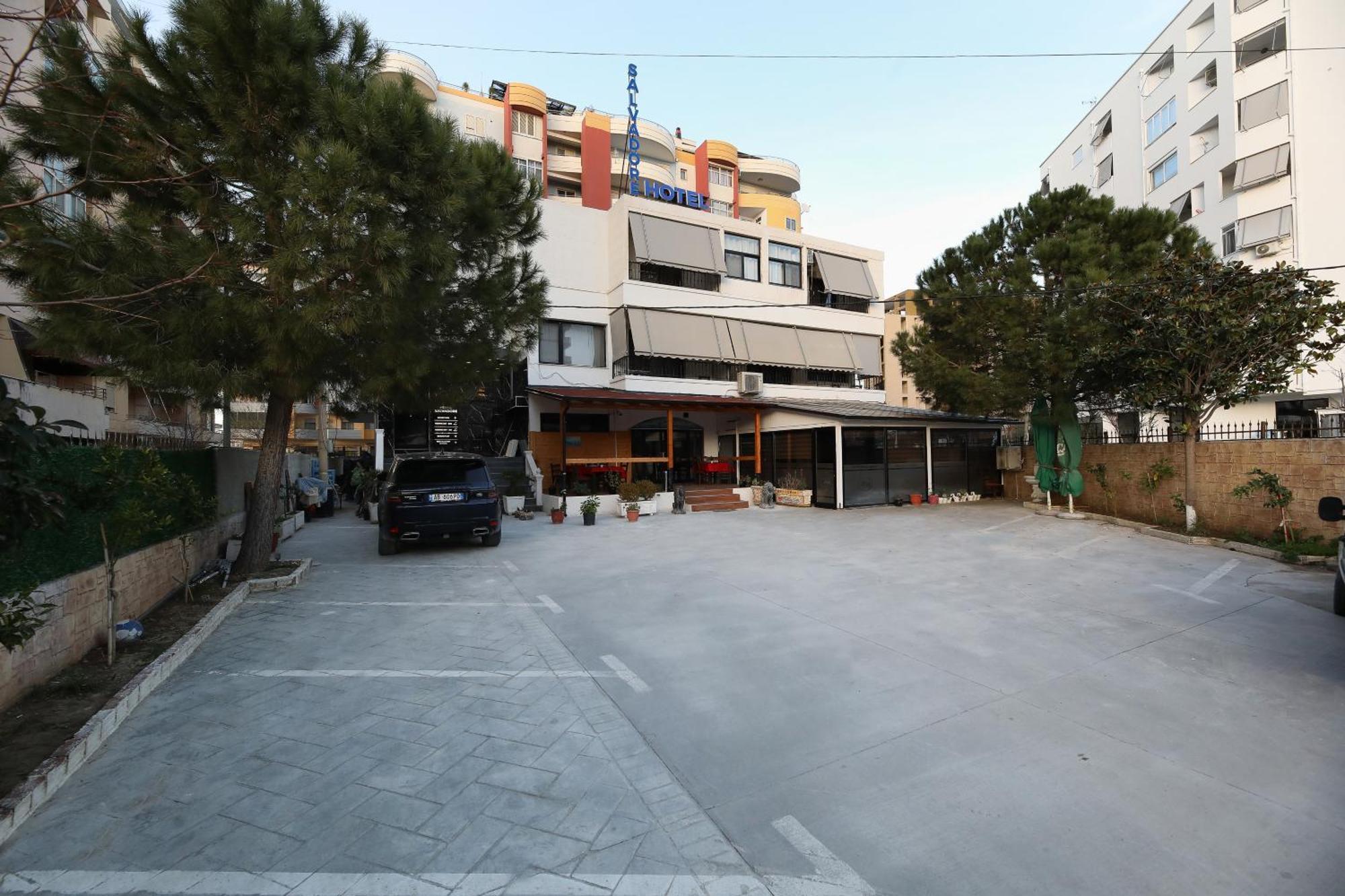 Salvadore Hotel