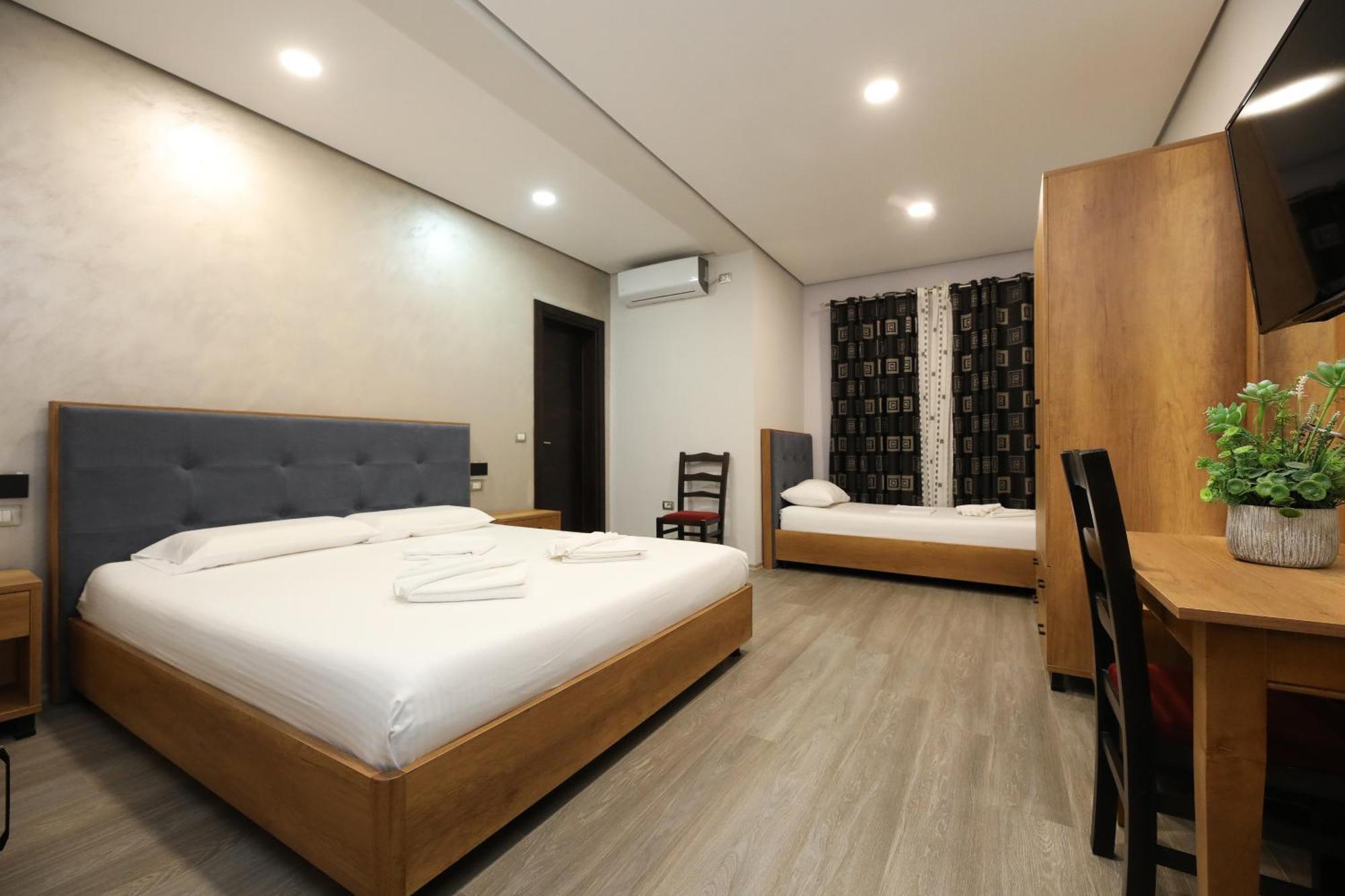 Salvadore Hotel 3*