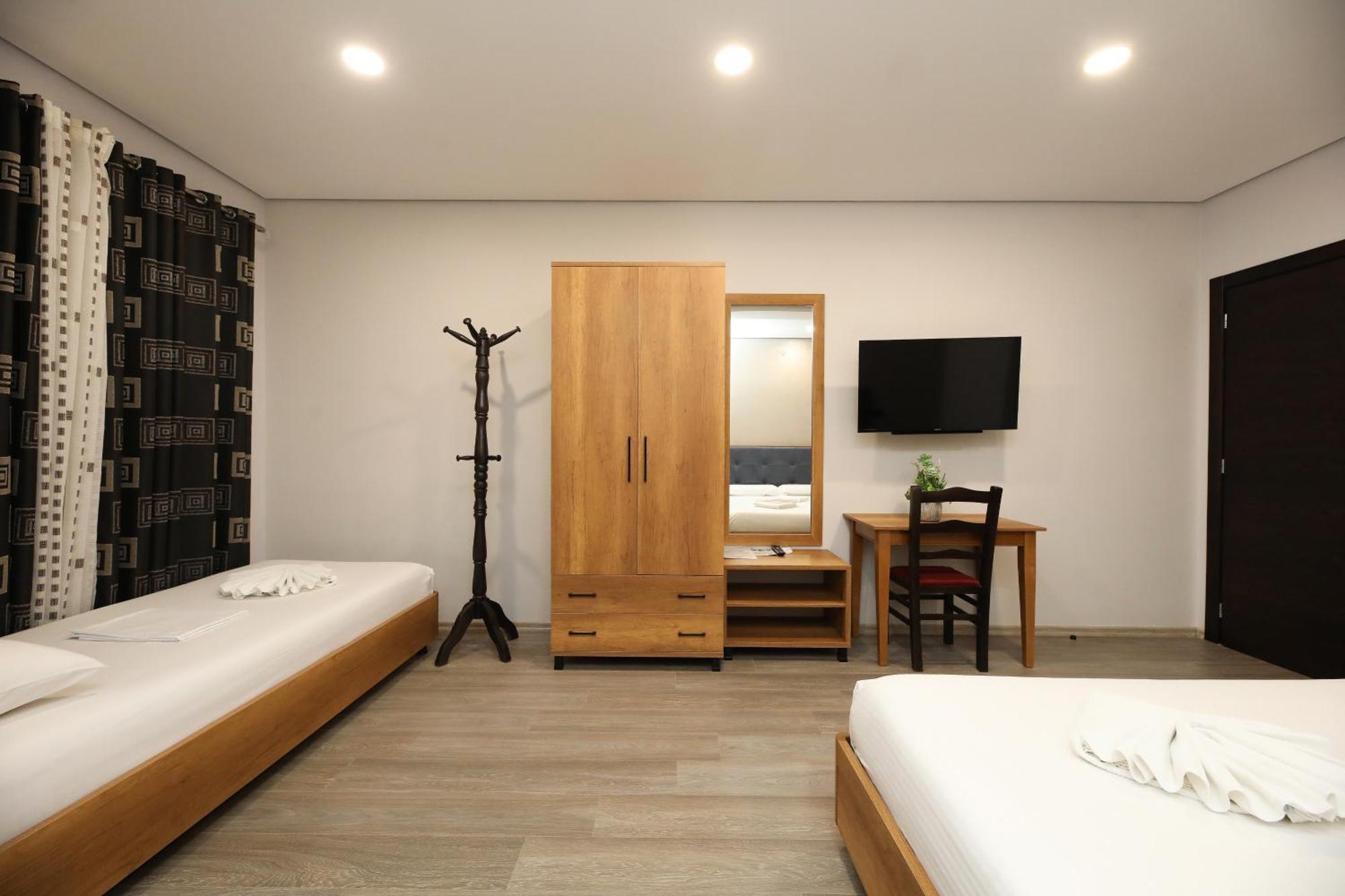 Salvadore Hotel
