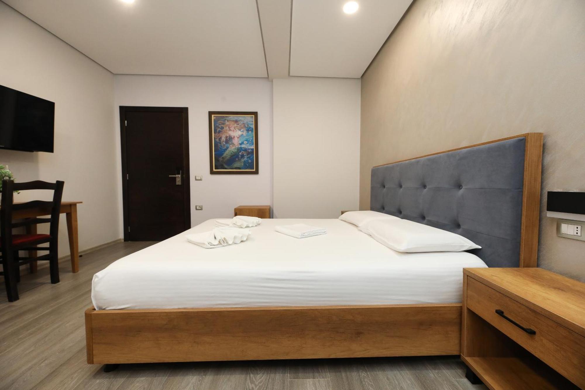 Salvadore Hotel 3*