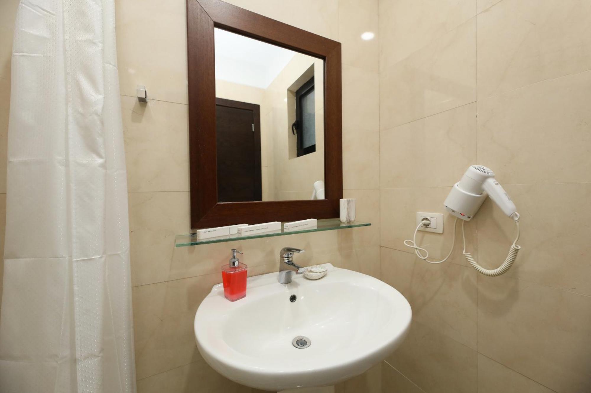 Salvadore Hotel Vlorë